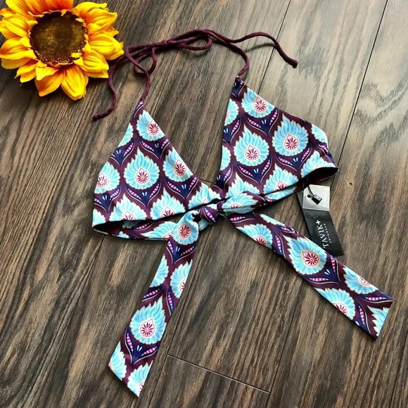 🦋B2G1🦋TAVIK DayDreamer Mon Merlot Bikini Top NWT | X-SMALL | - Picture 2 of 9